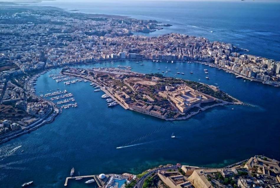 Walter'S B&B Gzira Экстерьер фото