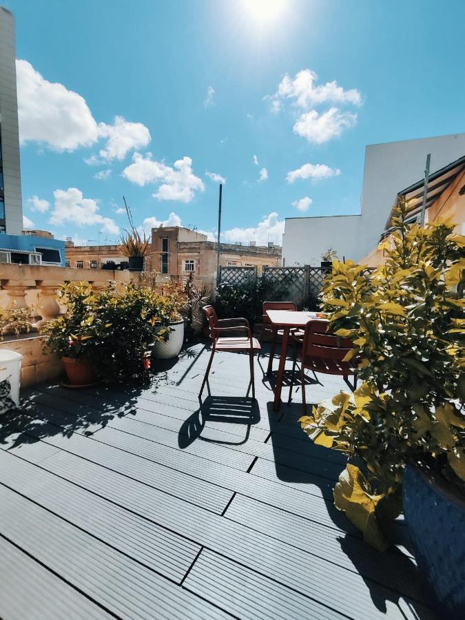Walter'S B&B Gzira Экстерьер фото